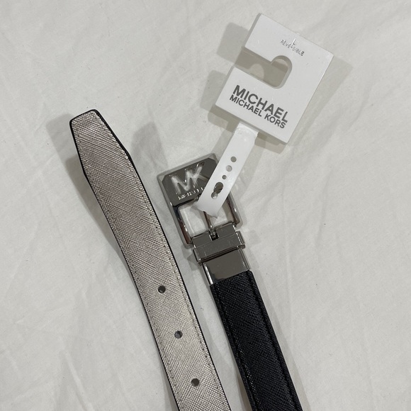 🆕 MICHAEL KORS reversible belt - Picture 2 of 5